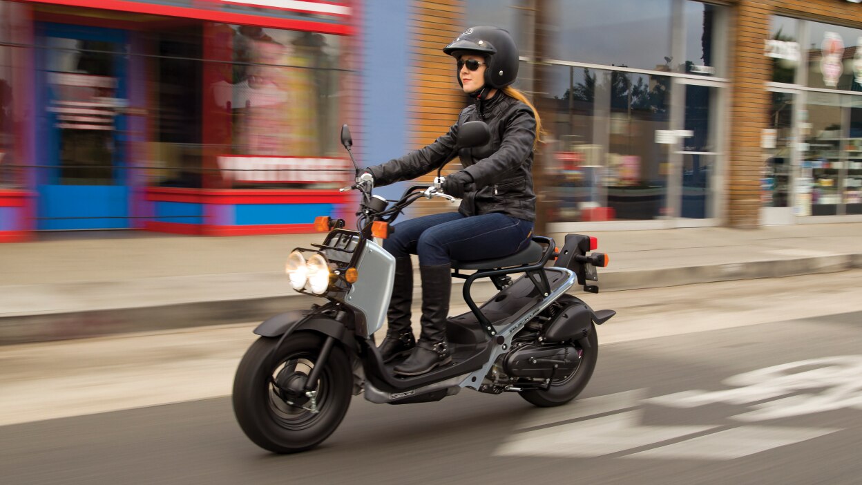 Honda Scooter On-Road Motorcycles | Honda Powersports Canada
