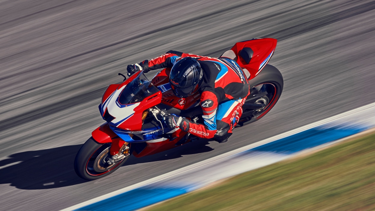 Honda Sport On Road Motorcycles Honda Powersports Canada