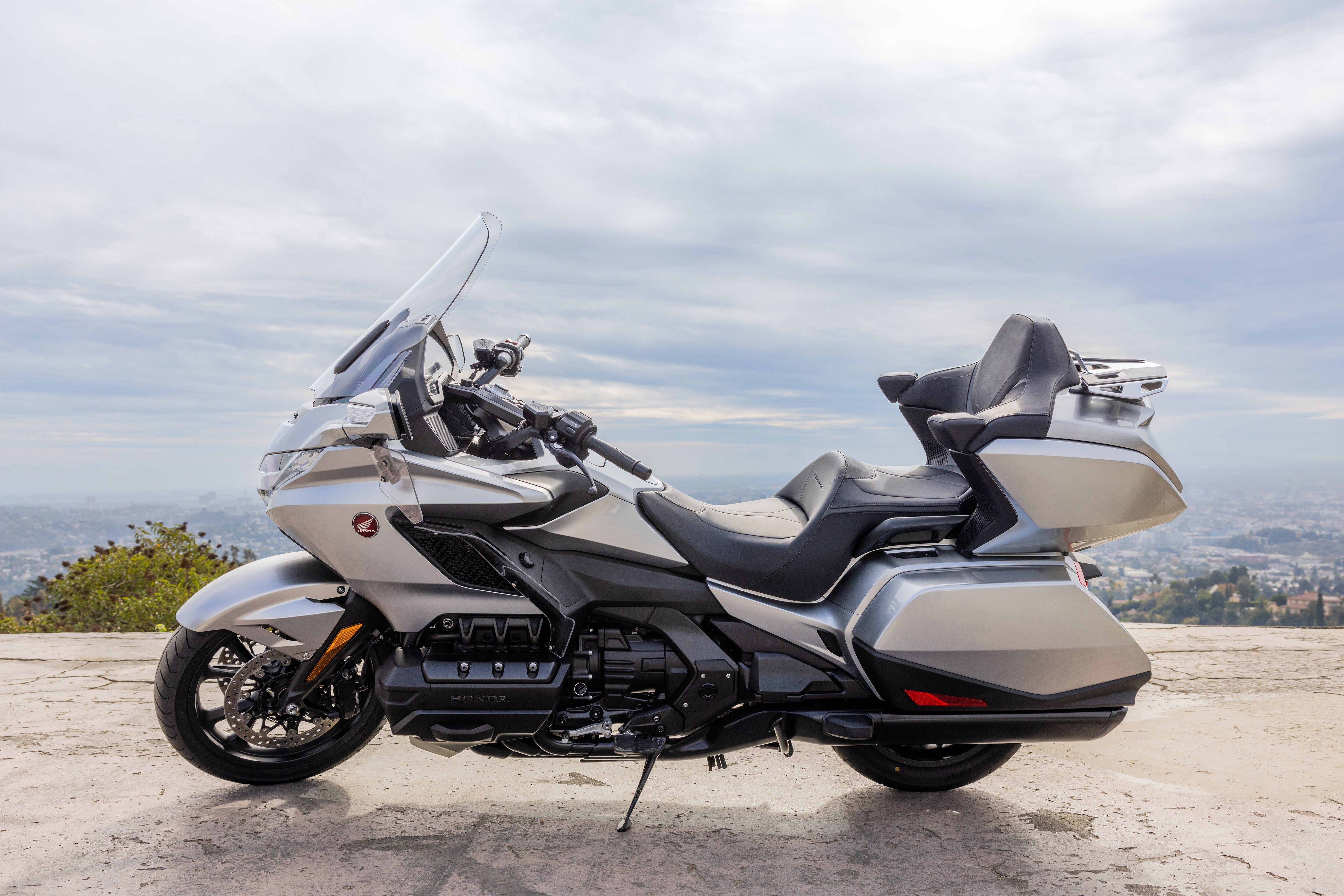 Honda Gold Wing Tour Motorcycle | Honda Powersports Canada
