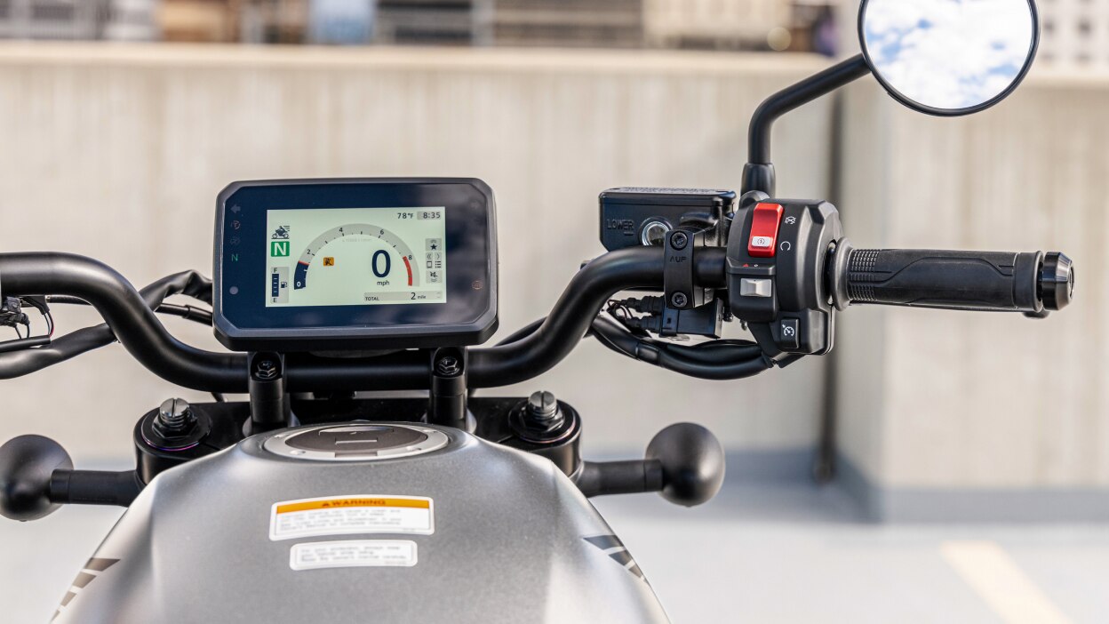 Gros plan du tableau de bord.