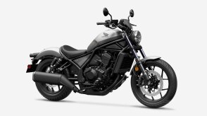 Image avant gauche des 3/4 du Rebel 1100 ABS Noir
