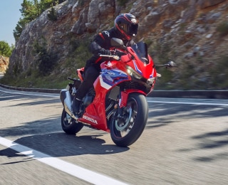 2025 CBR500R