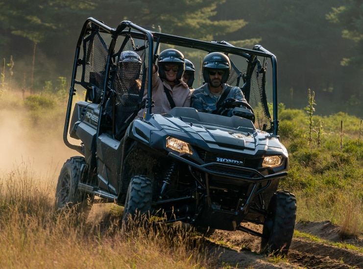 その他 P-750 Honda Pioneer 700-2P Deluxe 675 cc Side-By-Side | Honda