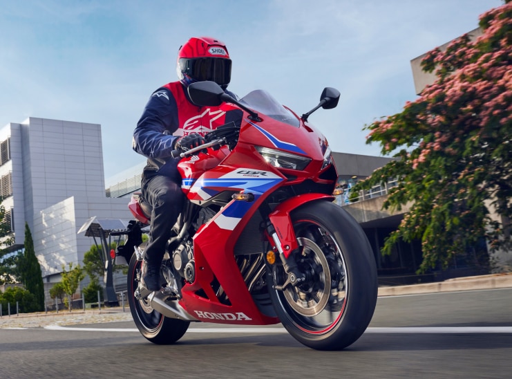 2025 CBR650R